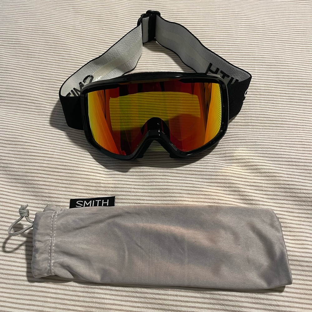 Smith Frontier Ski & Snowboard Goggles
